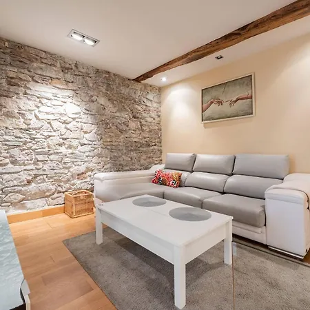 Apartment Smart Urban By People